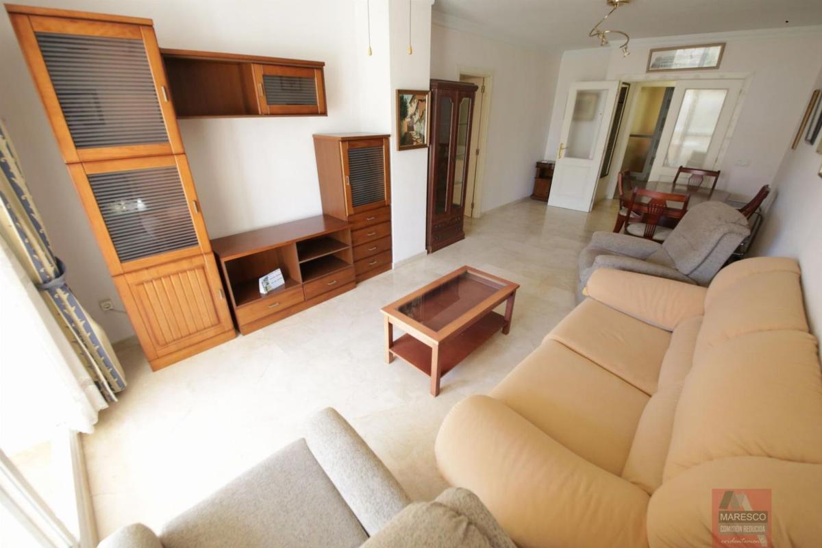 Sale of apartment in Piso en Calle Romería del Rocío, Centro Ciudad, Fuengirola, Fuengirola
photo 4