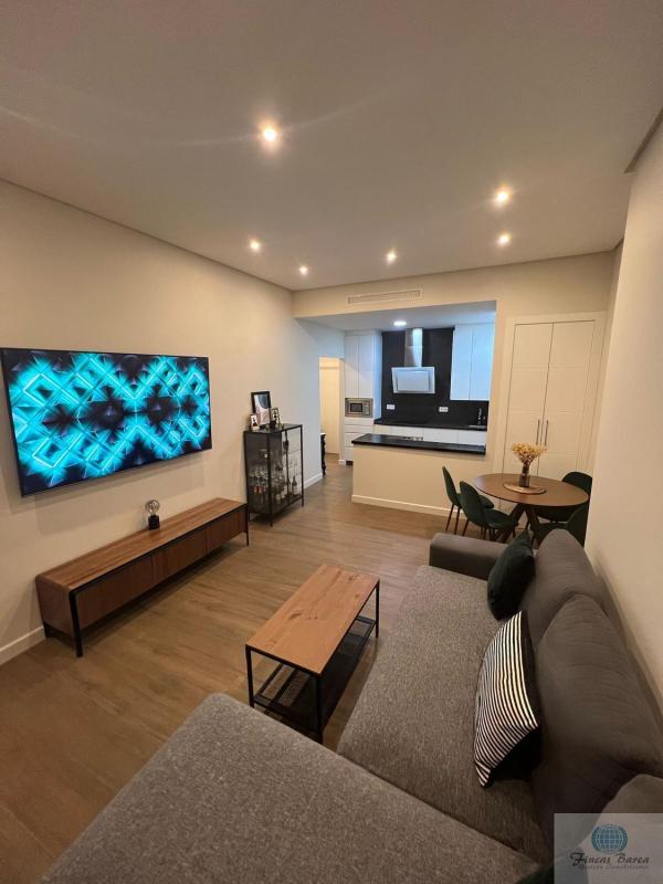 Venta de piso en Piso en Calle Ollería, Zona Puerto Deportivo, Fuengirola, Fuengirola
photo 5