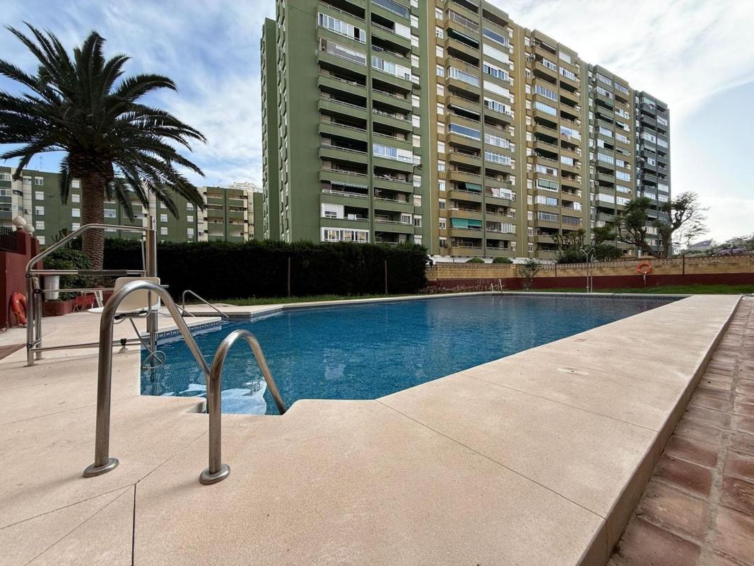 Venta de piso en Piso en Los Boliches, Fuengirola, Fuengirola
 photo 2