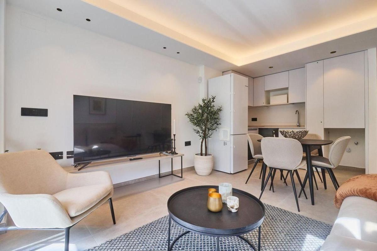 Sale of apartment in Piso en Zona Puerto Deportivo, Fuengirola, Fuengirola
 photo 5