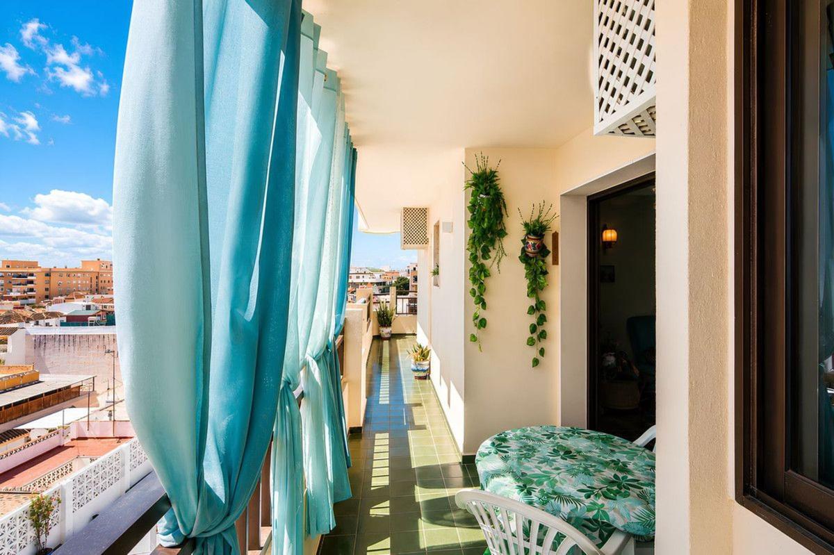 Sale of apartment in Piso en Calle María Barranco, 3, Zona Puerto Deportivo, Fuengirola, Fuengirola
 photo 5