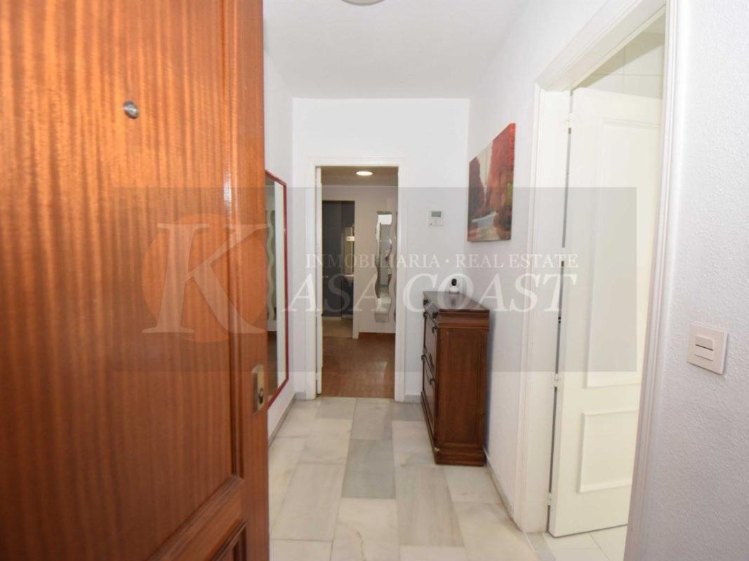 Sale of apartment in Piso en Zona Puerto Deportivo, Fuengirola, Fuengirola
photo 2