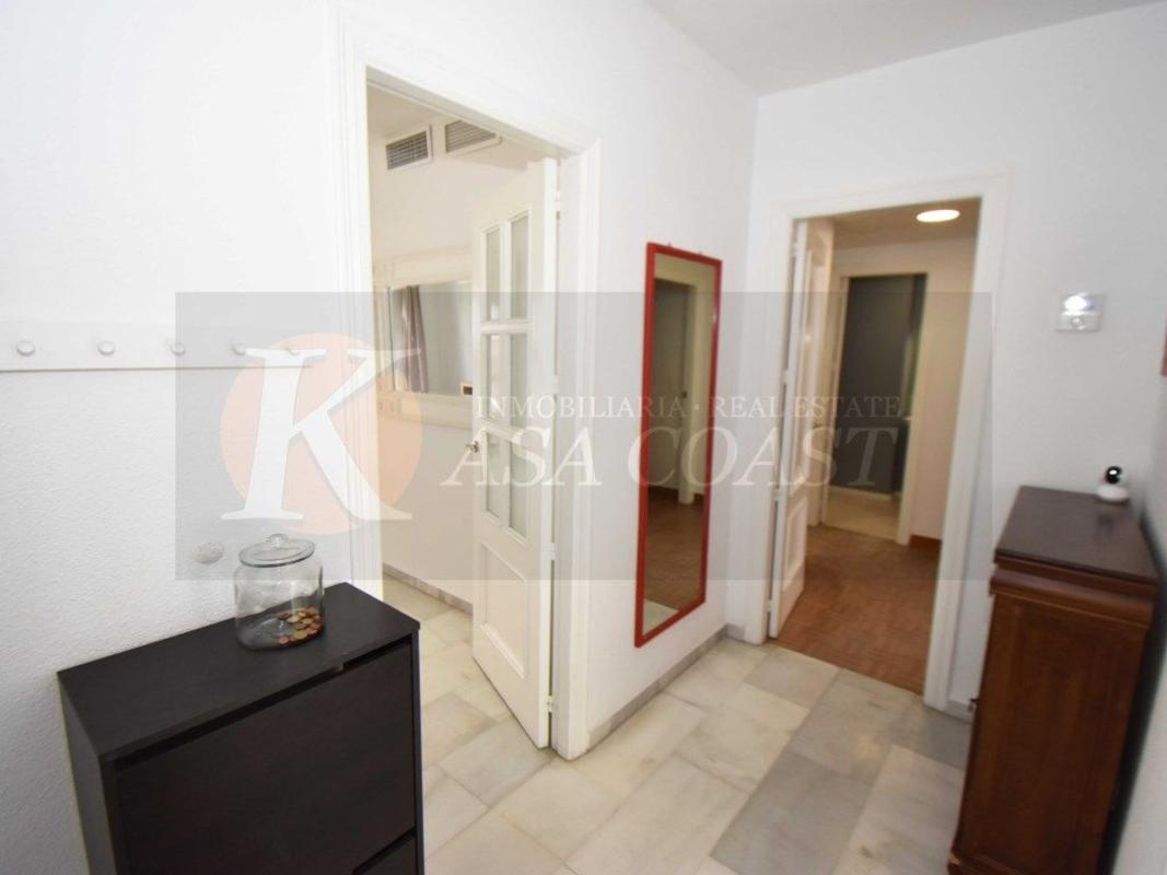 Sale of apartment in Piso en Zona Puerto Deportivo, Fuengirola, Fuengirola
photo 3