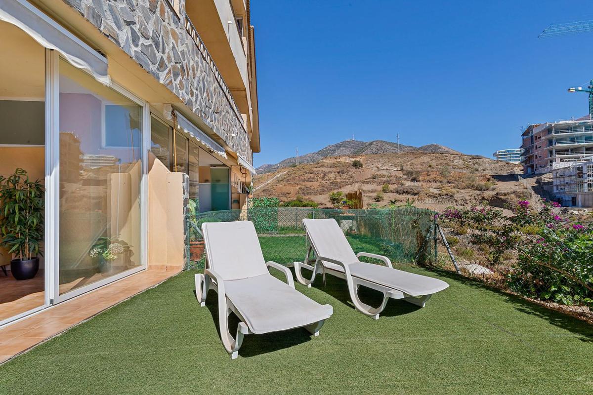 Продажа квартиры на Piso en Calle Sierra Nevada, Las Gaviotas, Fuengirola, Фуэнхирола
photo 2