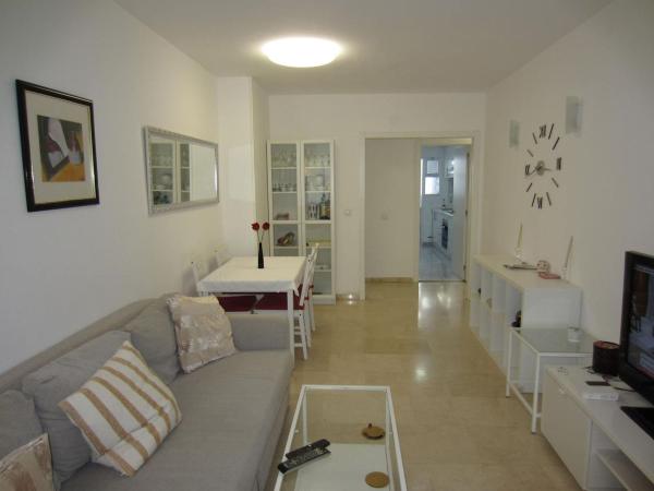 Venta de piso en Piso en Zona Puerto Deportivo, Fuengirola, Fuengirola
thumbnail 2