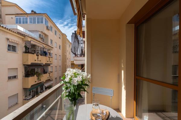 Venta de piso en Piso en Paseo Jesús Santos Rein s/n, Zona Puerto Deportivo, Fuengirola, Fuengirola
thumbnail 1