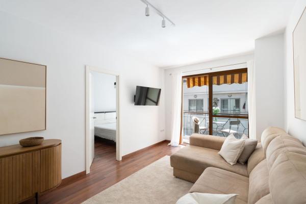 Venta de piso en Piso en Paseo Jesús Santos Rein s/n, Zona Puerto Deportivo, Fuengirola, Fuengirola
thumbnail 2