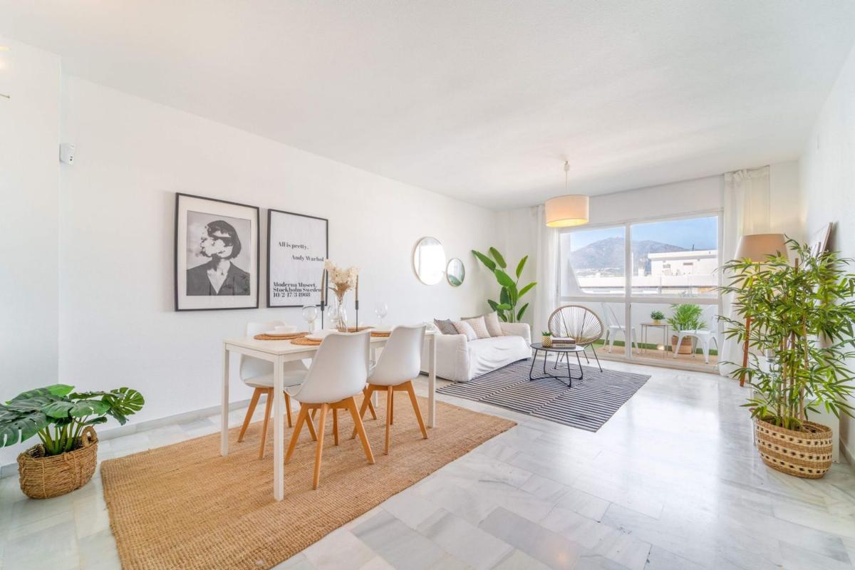 Продажа квартиры на Piso en Calle Romería del Rocío, Centro Ciudad, Fuengirola, Фуэнхирола
photo 3