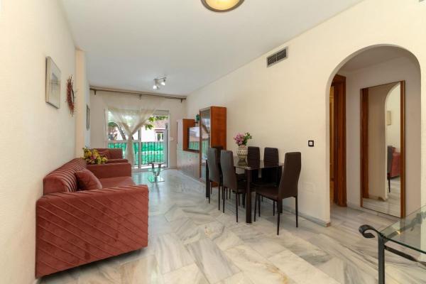 Venta de piso en Piso en Zona Puerto Deportivo, Fuengirola, Fuengirola
photo 1