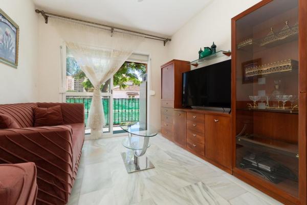 Venta de piso en Piso en Zona Puerto Deportivo, Fuengirola, Fuengirola
thumbnail 1