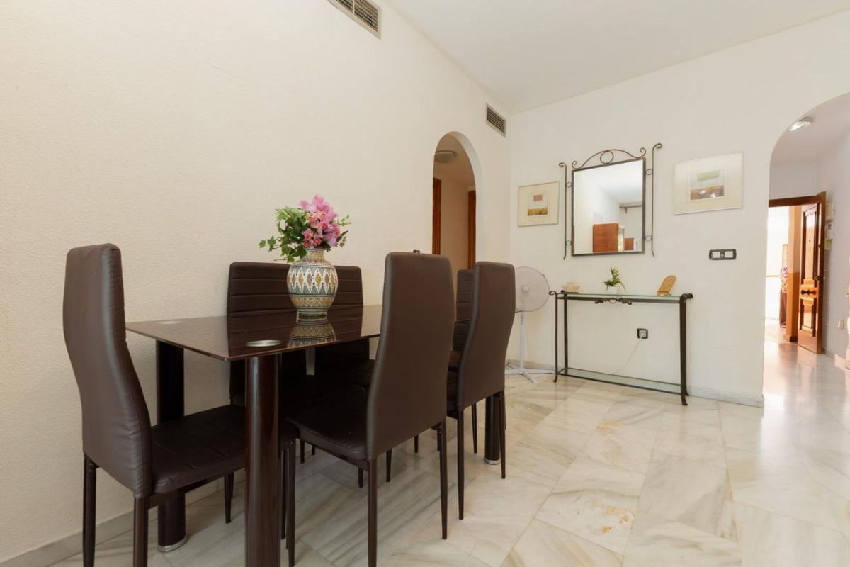 Venta de piso en Piso en Zona Puerto Deportivo, Fuengirola, Fuengirola
 photo 3