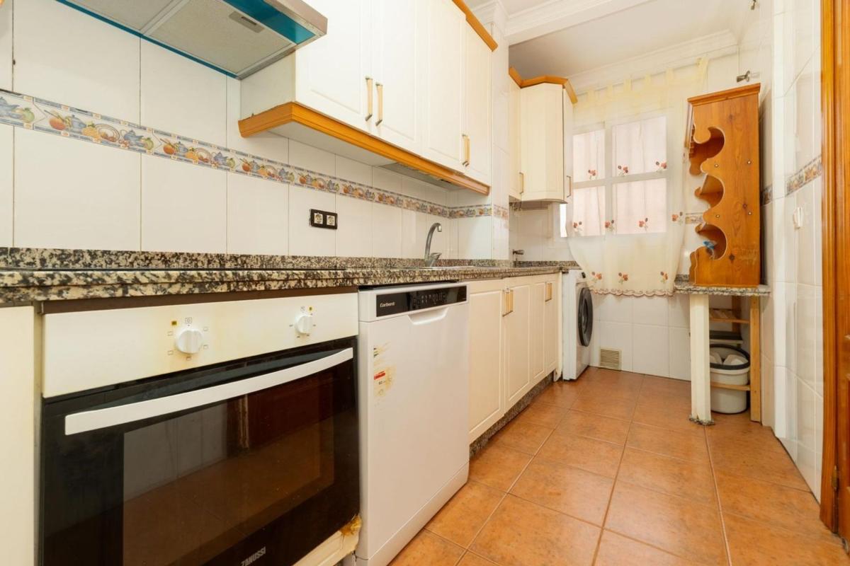Venta de piso en Piso en Zona Puerto Deportivo, Fuengirola, Fuengirola
 photo 5