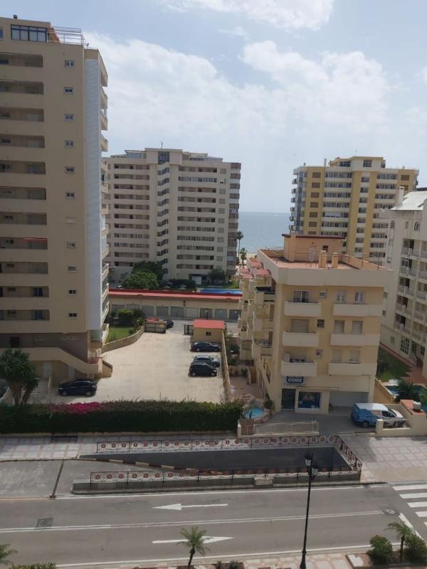 Venta de piso en Piso en Paseo Jesús Santos Rein, Playa de los Boliches, Fuengirola, Fuengirola
photo 1