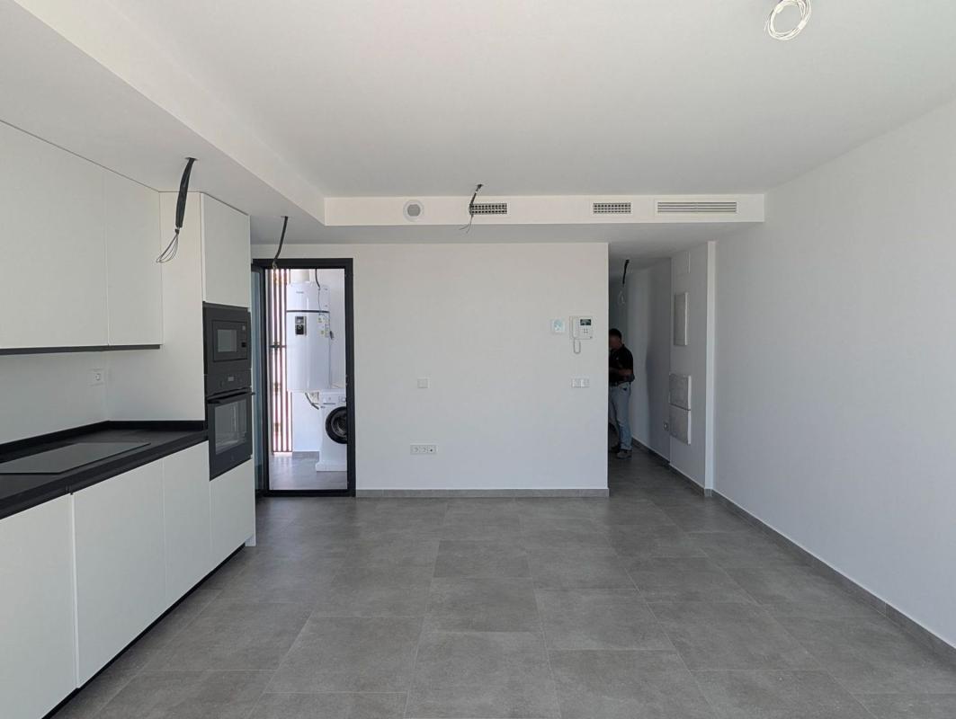 Sprzedaż mieszkania w Piso en Calle los Vecinos, 23, Los Pacos, Fuengirola, Fuengirola
photo 2