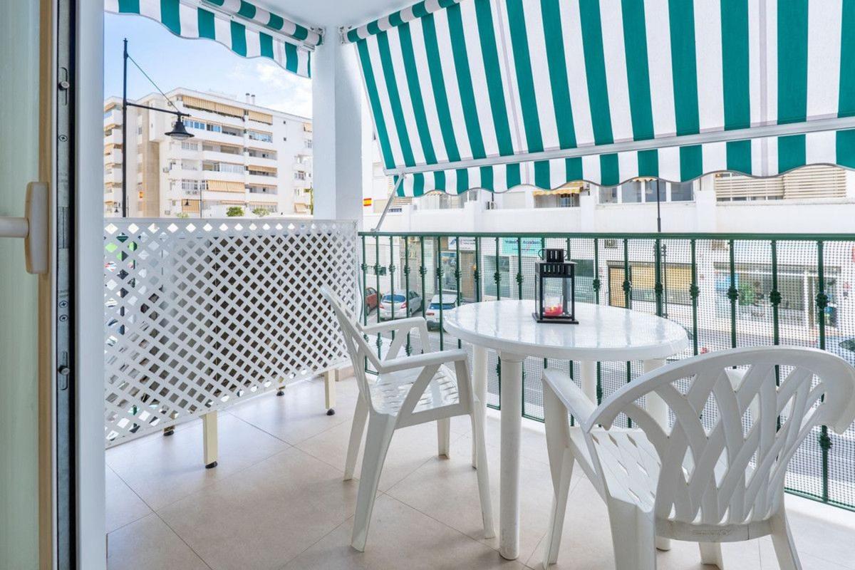 Venta de piso en Piso en Avenida Nuestro Padre Jesús Cautivo, Los Boliches, Fuengirola, Fuengirola
photo 2
