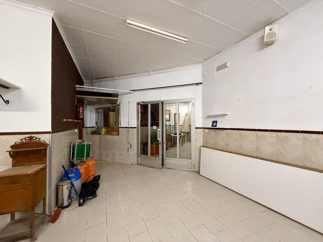 Properties for sale and rent in Spain photo 4