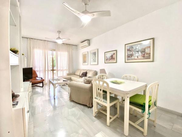 Venta de piso en Piso en Zona Puerto Deportivo, Fuengirola, Fuengirola
photo 1
