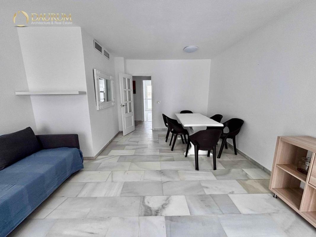 Sale of apartment in Piso en Calle Miguel de Cervantes, Zona Puerto Deportivo, Fuengirola, Fuengirola
photo 5