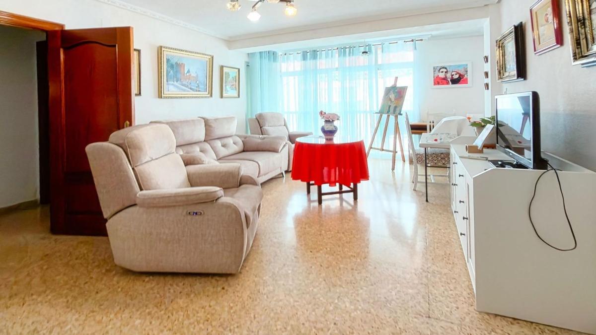 Sale of apartment in Piso en Calle Tordo, Centro Urbano, Benidorm, Benidorm
photo 2