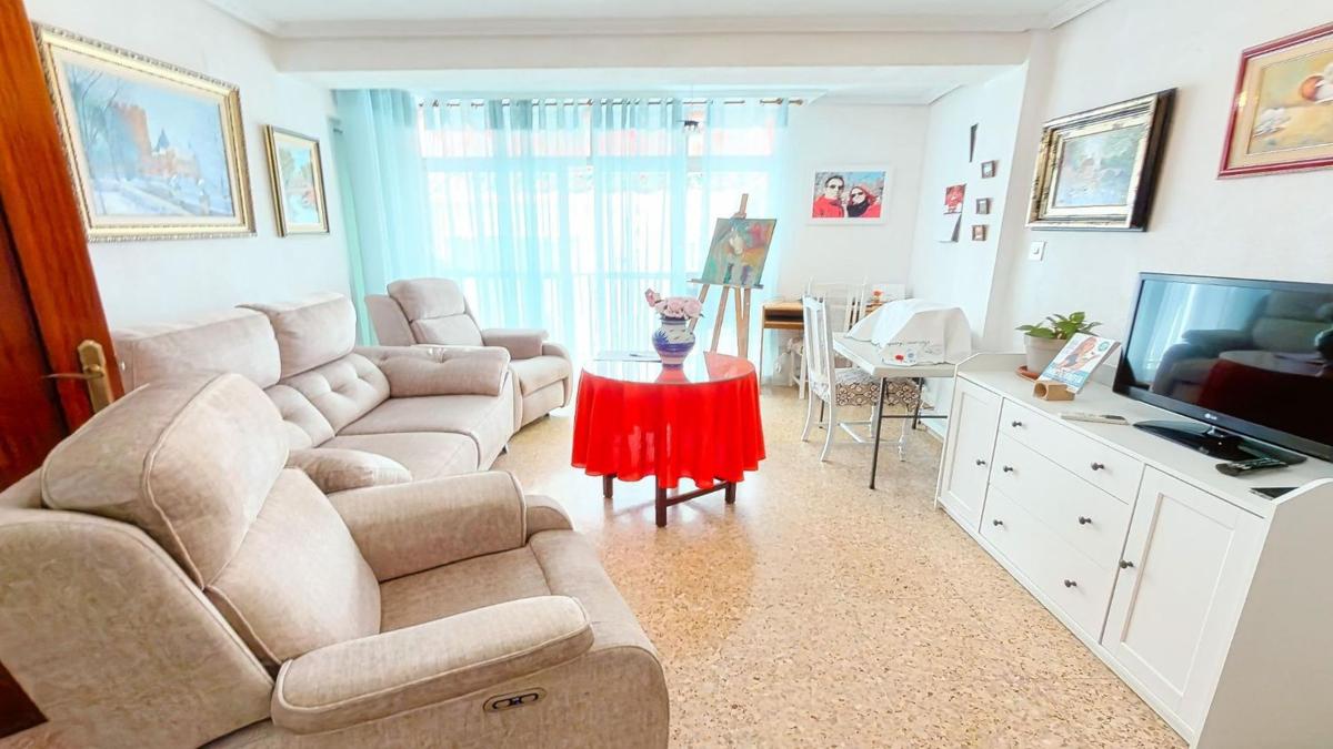 Sale of apartment in Piso en Calle Tordo, Centro Urbano, Benidorm, Benidorm
photo 3
