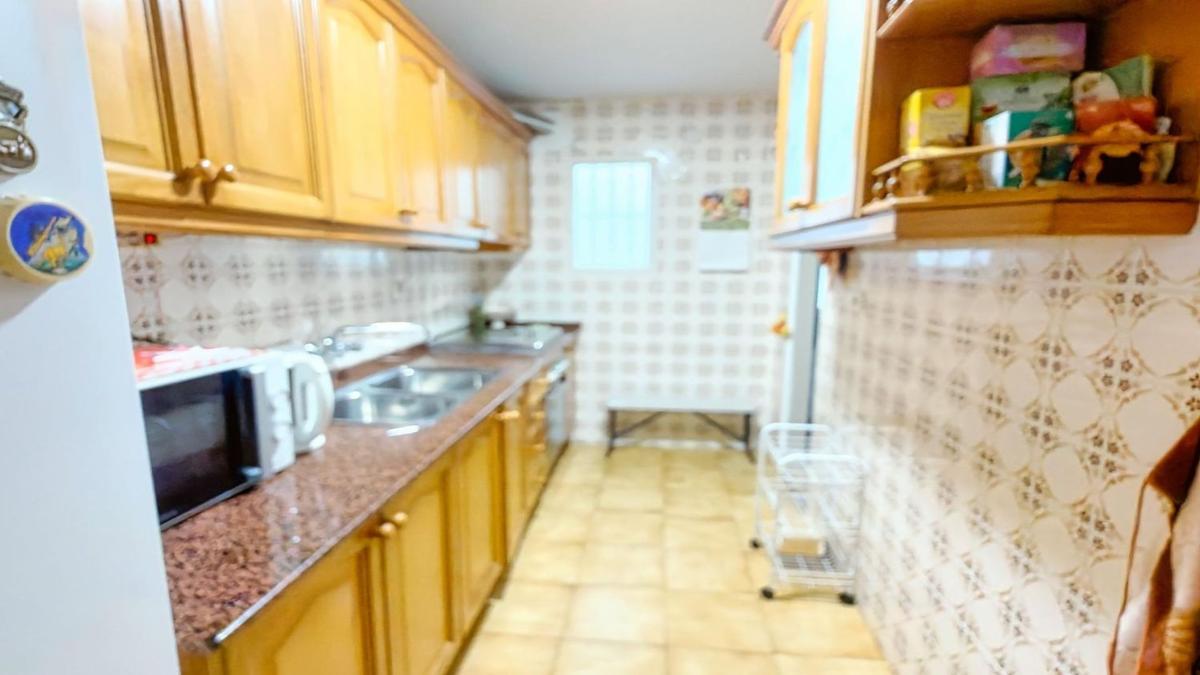 Sale of apartment in Piso en Calle Tordo, Centro Urbano, Benidorm, Benidorm
photo 4