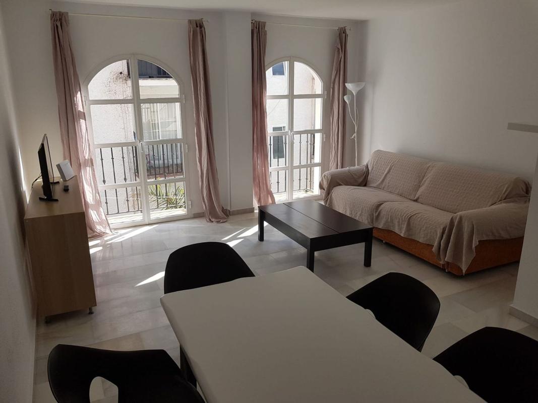 Venta de piso en Piso en Calle Miguel de Cervantes, 19, Zona Puerto Deportivo, Fuengirola, Fuengirola
photo 1