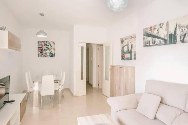 Venta de piso en Piso en Calle Domingo Ortega, 21, Los Boliches, Fuengirola, Fuengirola
thumbnail 1
