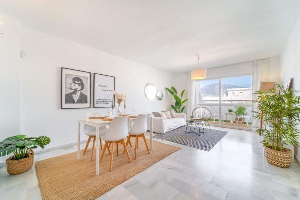 Venta de piso en Piso en Barrio centro, Zona Puerto Deportivo, Fuengirola, Fuengirola
photo 1