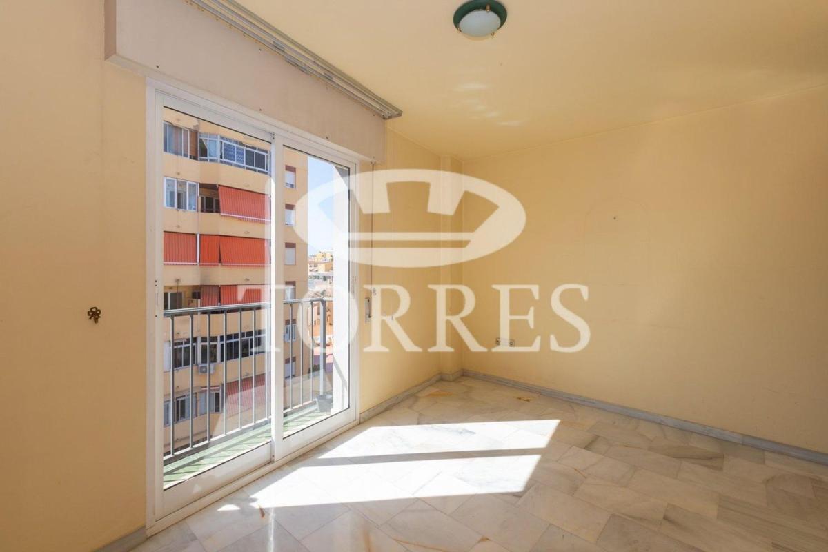 Sale of apartment in Piso en Calle Ricardo León, Centro Ciudad, Fuengirola, Fuengirola
photo 3