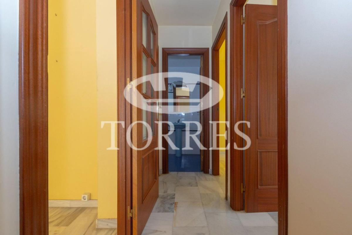 Sale of apartment in Piso en Calle Ricardo León, Centro Ciudad, Fuengirola, Fuengirola
photo 4