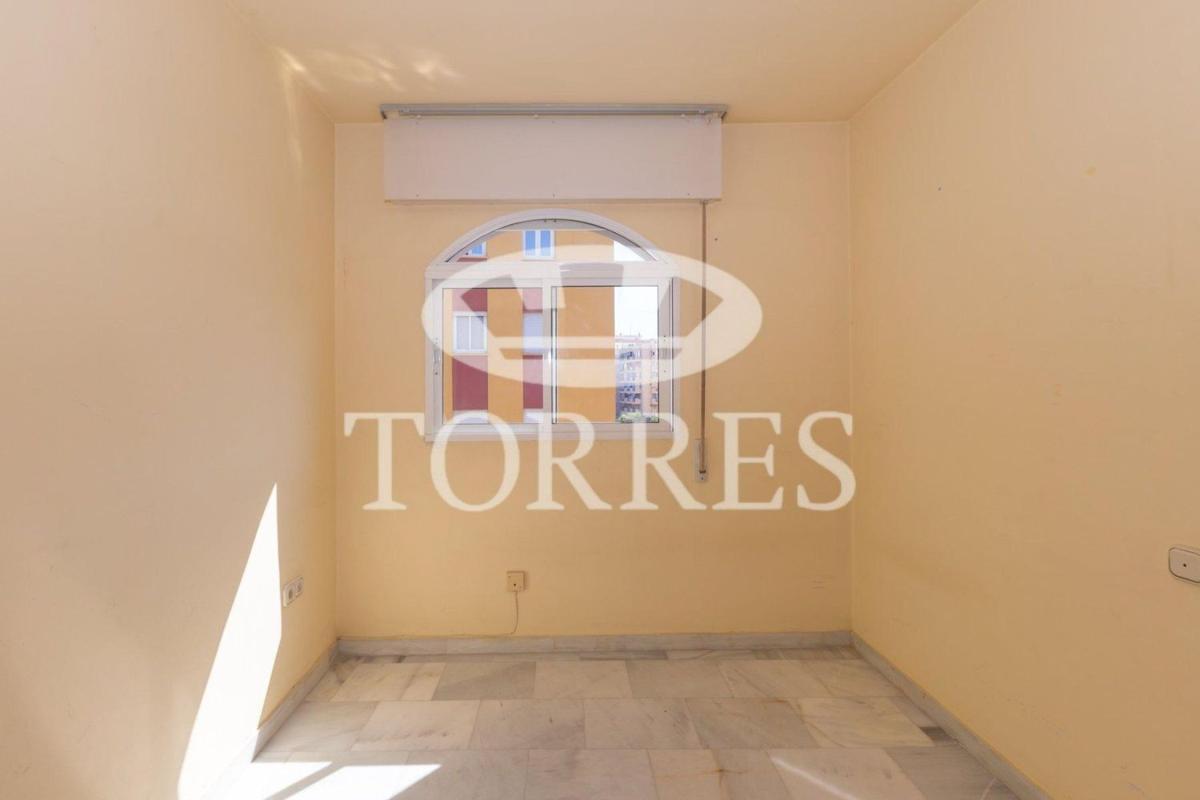 Sale of apartment in Piso en Calle Ricardo León, Centro Ciudad, Fuengirola, Fuengirola
photo 5