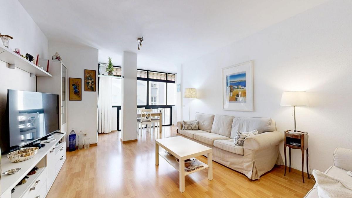 Продажа квартиры на Piso en Avenida de las Gaviotas, Las Gaviotas, Fuengirola, Фуэнхирола
photo 2