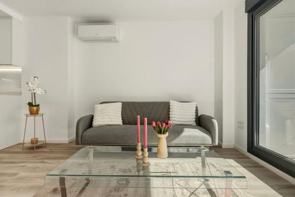 Venta de piso en Piso en Calle San Antonio, 3, Zona Puerto Deportivo, Fuengirola, Fuengirola
thumbnail 2