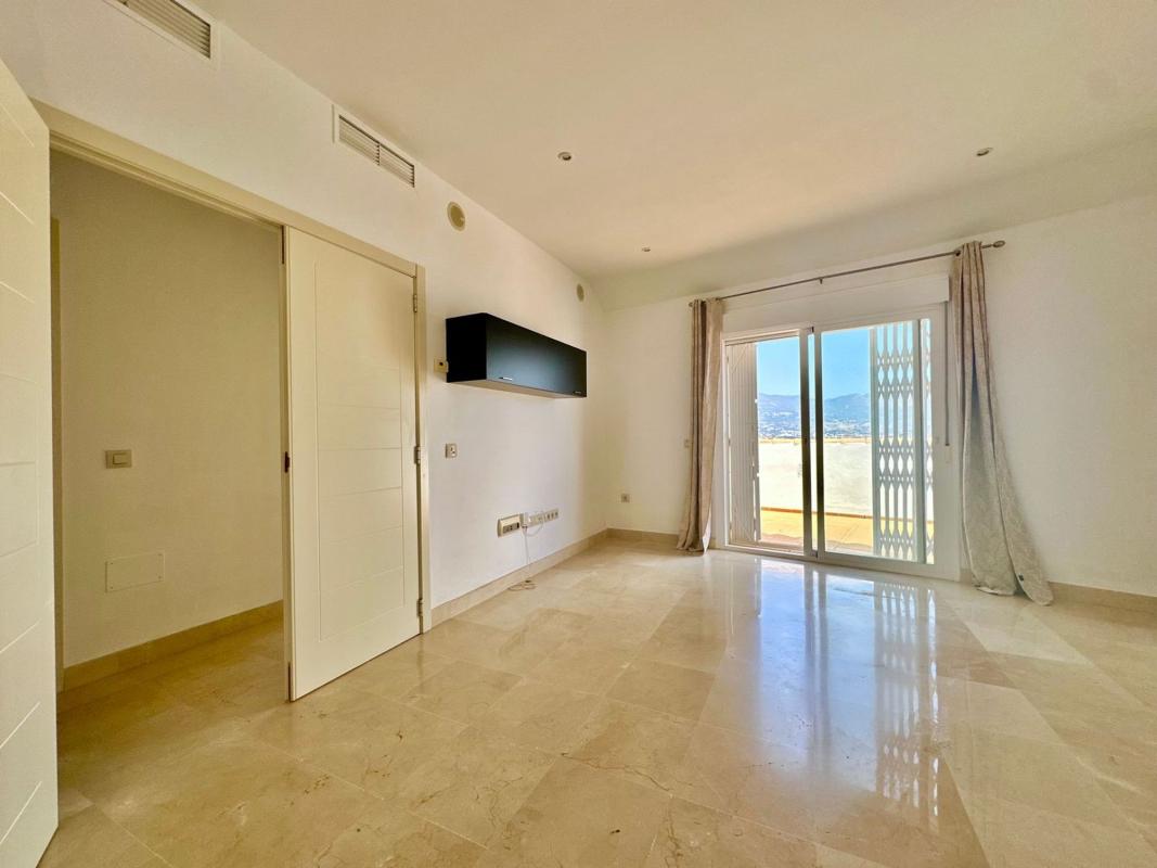 Venta de ático en Ático en Ronda Sol Villas, Zona Sohail, Fuengirola, Fuengirola photo 4