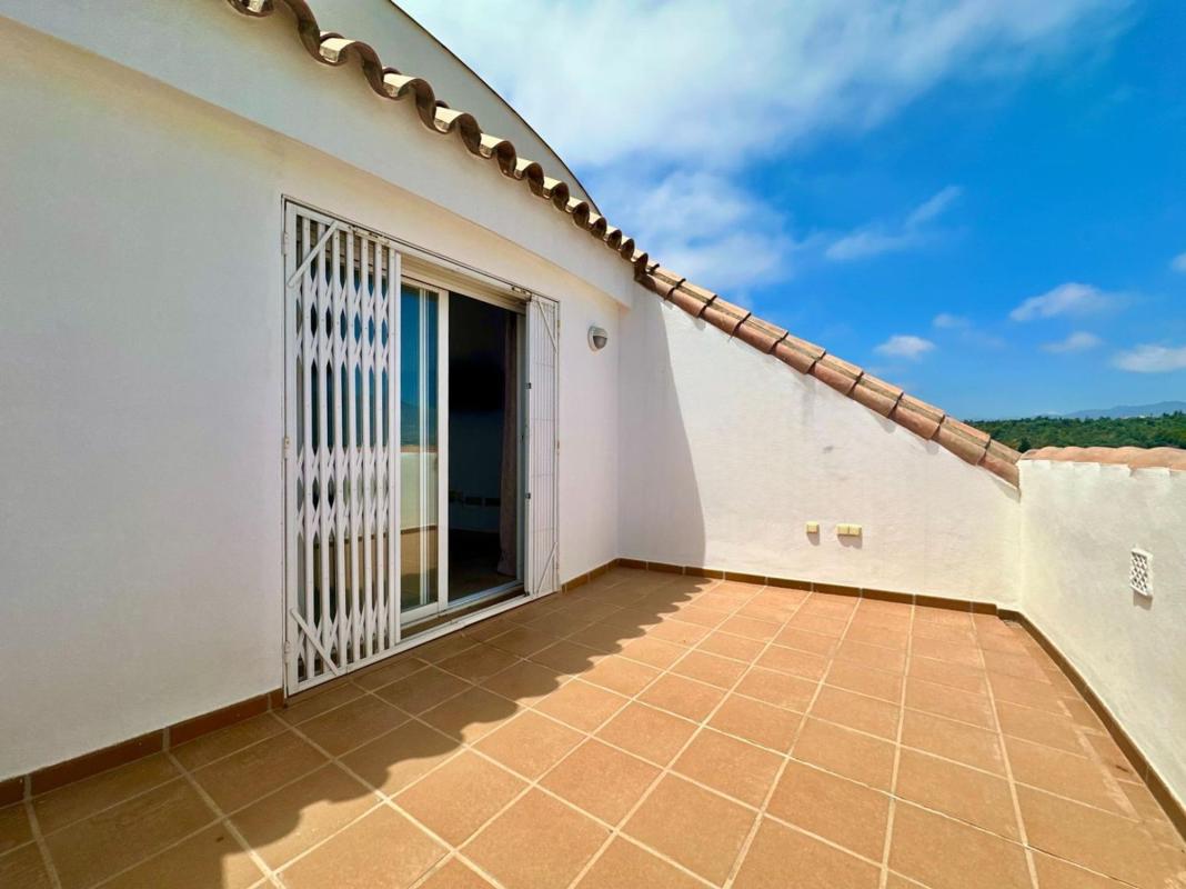 Продажа пентхауса на Ático en Zona Sohail, Fuengirola, Фуэнхирола photo 5