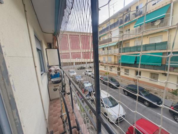 Venta de piso en Piso en Calle Algar, Plà del Bon Repòs-La Goteta, Alicante / Alacant, Alicante / Alacant
 photo 4