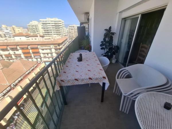 Venta de piso en Piso en Calle Alfonso XIII, Zona Puerto Deportivo, Fuengirola, Fuengirola
thumbnail 2