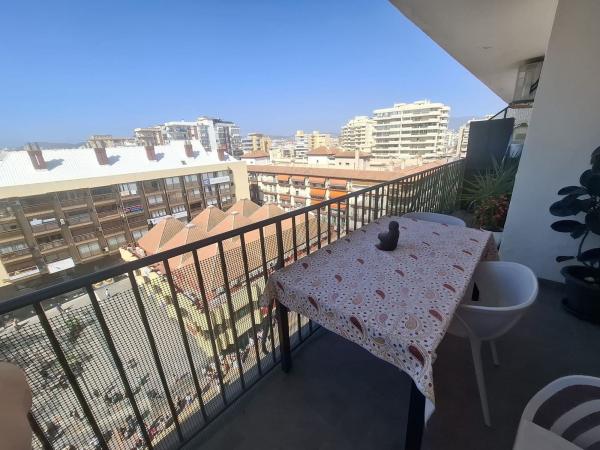 Venta de piso en Piso en Avenida Condes de San Isidro, 13, Zona Puerto Deportivo, Fuengirola, Fuengirola
photo 1