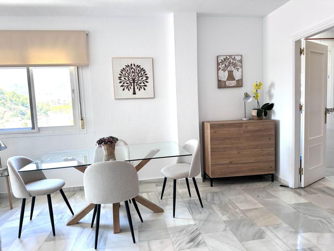 Venta de piso en Piso en Calle Chumbera, 2, Los Pacos, Fuengirola, Fuengirola
photo 2
