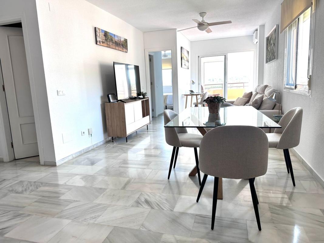 Venta de piso en Piso en Calle Chumbera, 2, Los Pacos, Fuengirola, Fuengirola
photo 3