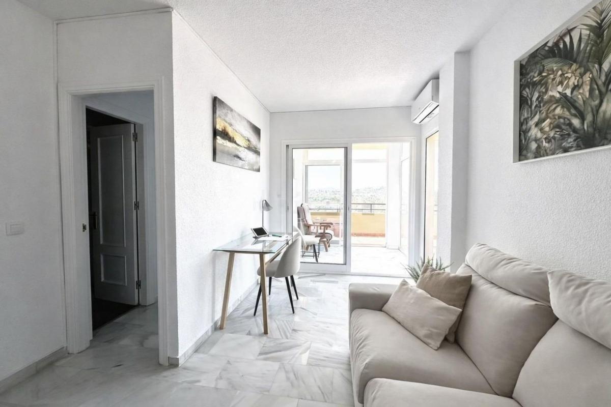 Продажа квартиры на Piso en Los Pacos, Fuengirola, Фуэнхирола
 photo 4