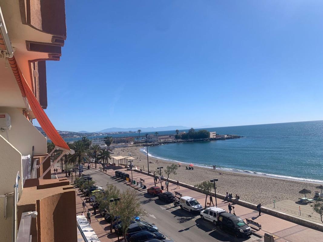 Venta de piso en Piso en Paseo Marítimo Rey de España, Playa de los Boliches, Fuengirola, Fuengirola
photo 1