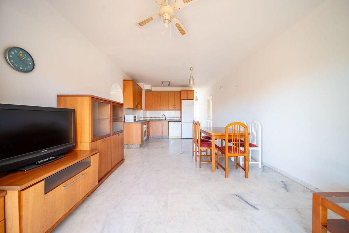 Venta de piso en Piso en Calle Triguero, 27, Los Pacos, Fuengirola, Fuengirola
photo 4