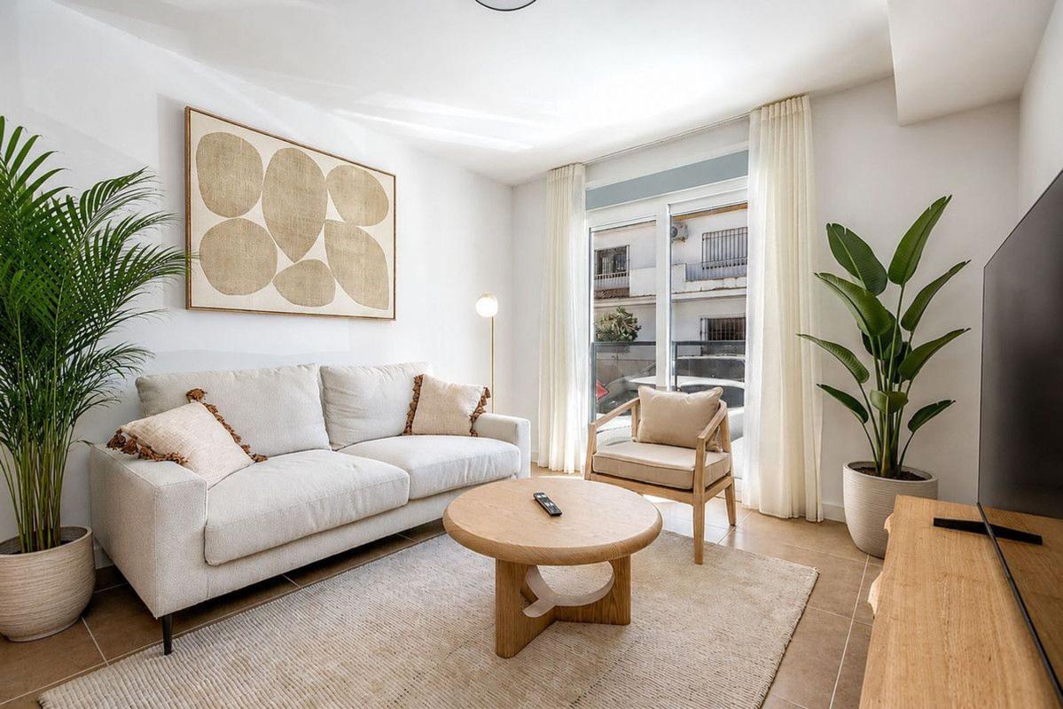 Продажа квартиры на Piso en Calle Miguel Márquez, Zona Puerto Deportivo, Fuengirola, Фуэнхирола
photo 2