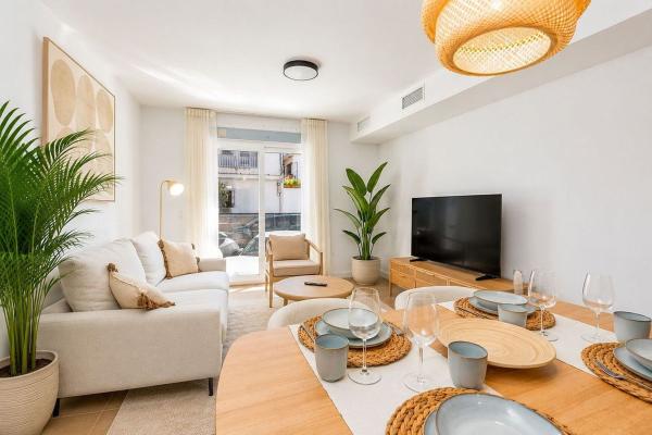 Venta de piso en Piso en Calle Miguel Márquez, Zona Puerto Deportivo, Fuengirola, Fuengirola
thumbnail 2