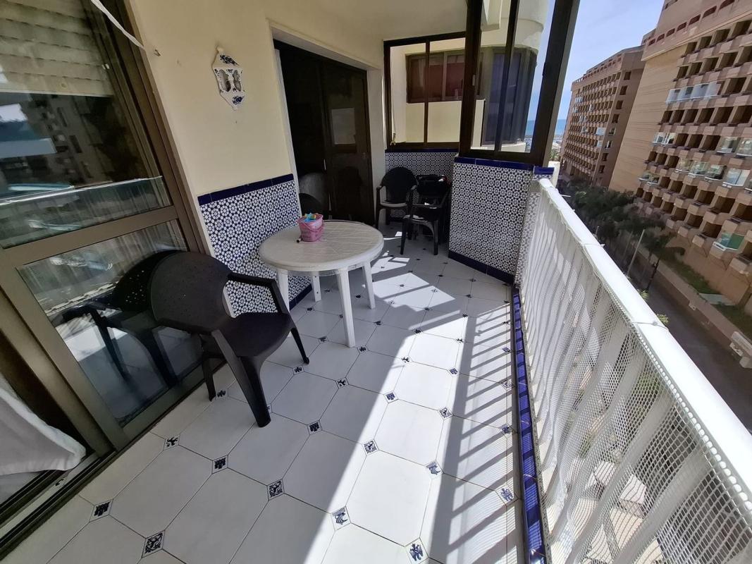Venta de piso en Piso en Calle Martínez Catena, Zona Puerto Deportivo, Fuengirola, Fuengirola
 photo 2