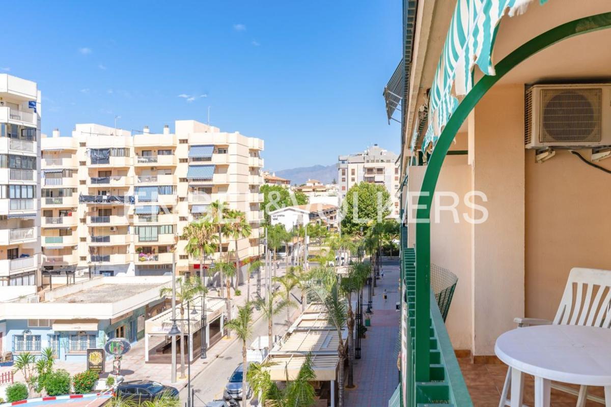 Sale of apartment in Piso en Calle Lamo de Espinosa, Zona Puerto Deportivo, Fuengirola, Fuengirola
photo 4