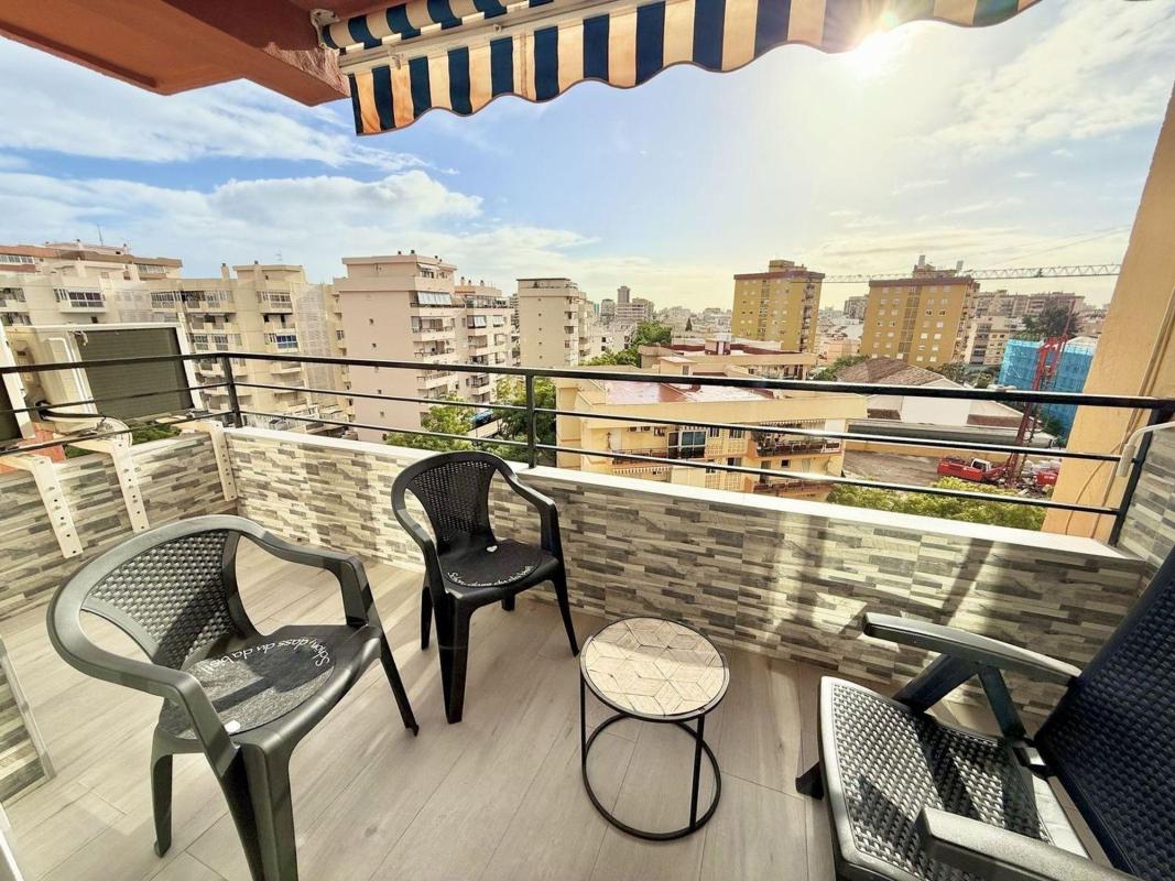 Venta de ático en Ático en Calle José Moreno Carbonero, Centro Ciudad, Fuengirola, Fuengirola photo 2