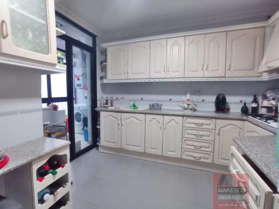 Venta de piso en Piso en Calle Frascuelo, Los Boliches, Fuengirola, Fuengirola
photo 3
