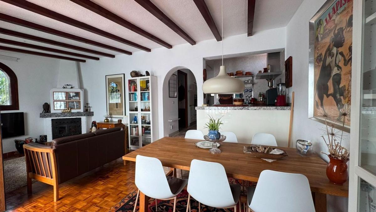 Properties for sale and rent in Spain photo 1